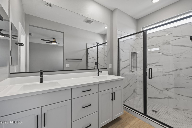 17350 W Alexandria Way Surprise - 323