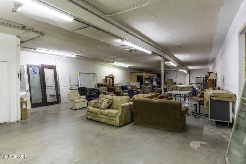 Back Showroom 2