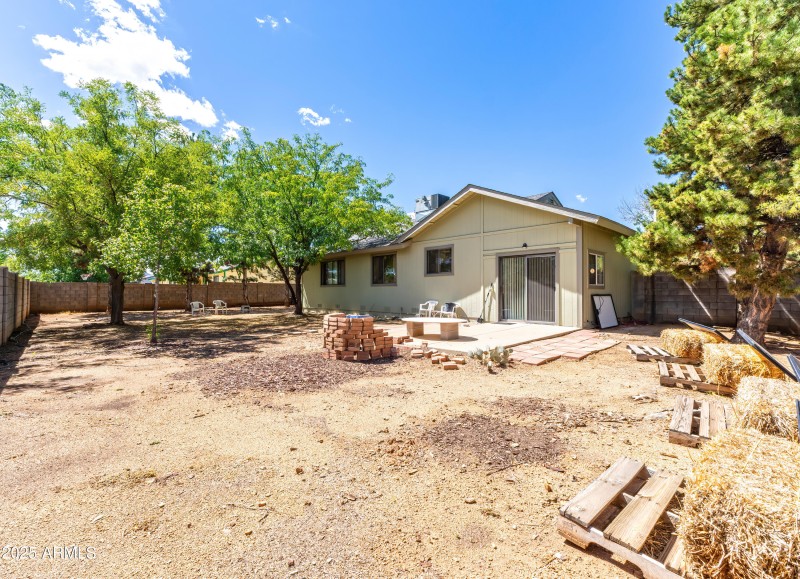 Tonto Way Exterior - 10R