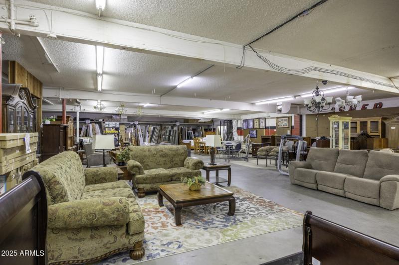 Main Showroom 10