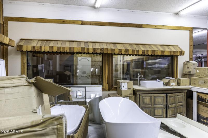 Main Showroom 17