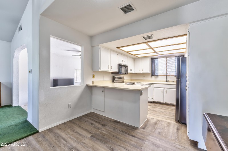 Tonto Way Interior - 08