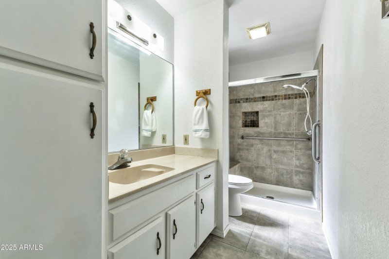 Tonto Way Interior - 22