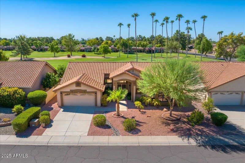 Double fairway views
