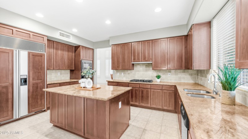 1951 W Bartlett Ct (13)