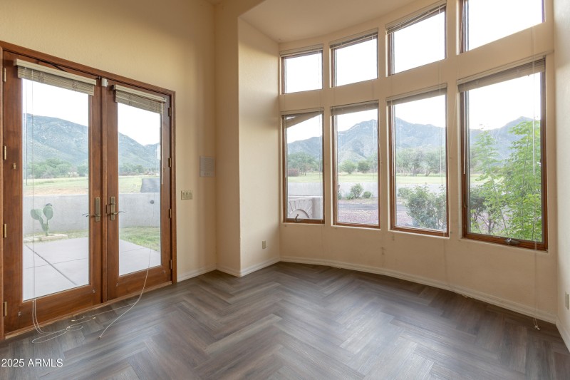 Drawing Room / Library