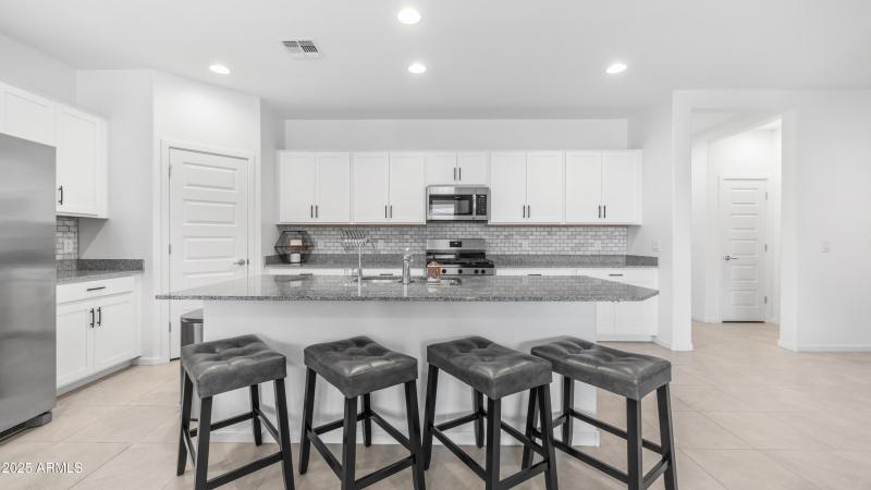 4525 S 127th Ln (11)