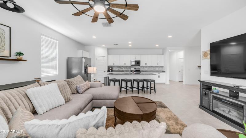 4525 S 127th Ln (17)