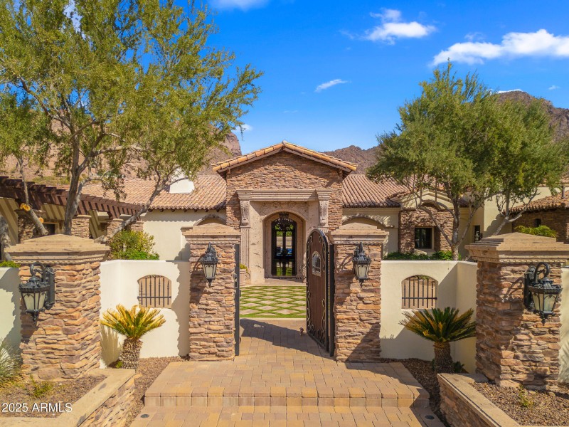 gated front entrance_aerial copy