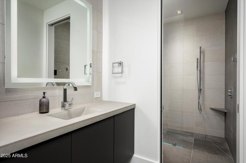 Casita Bathroom/ Bathroom 5