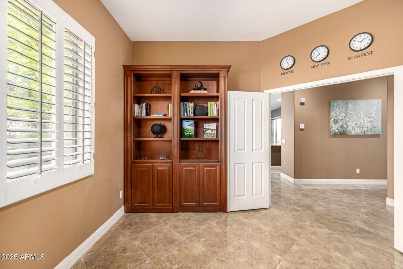 Bedroom 4/Office