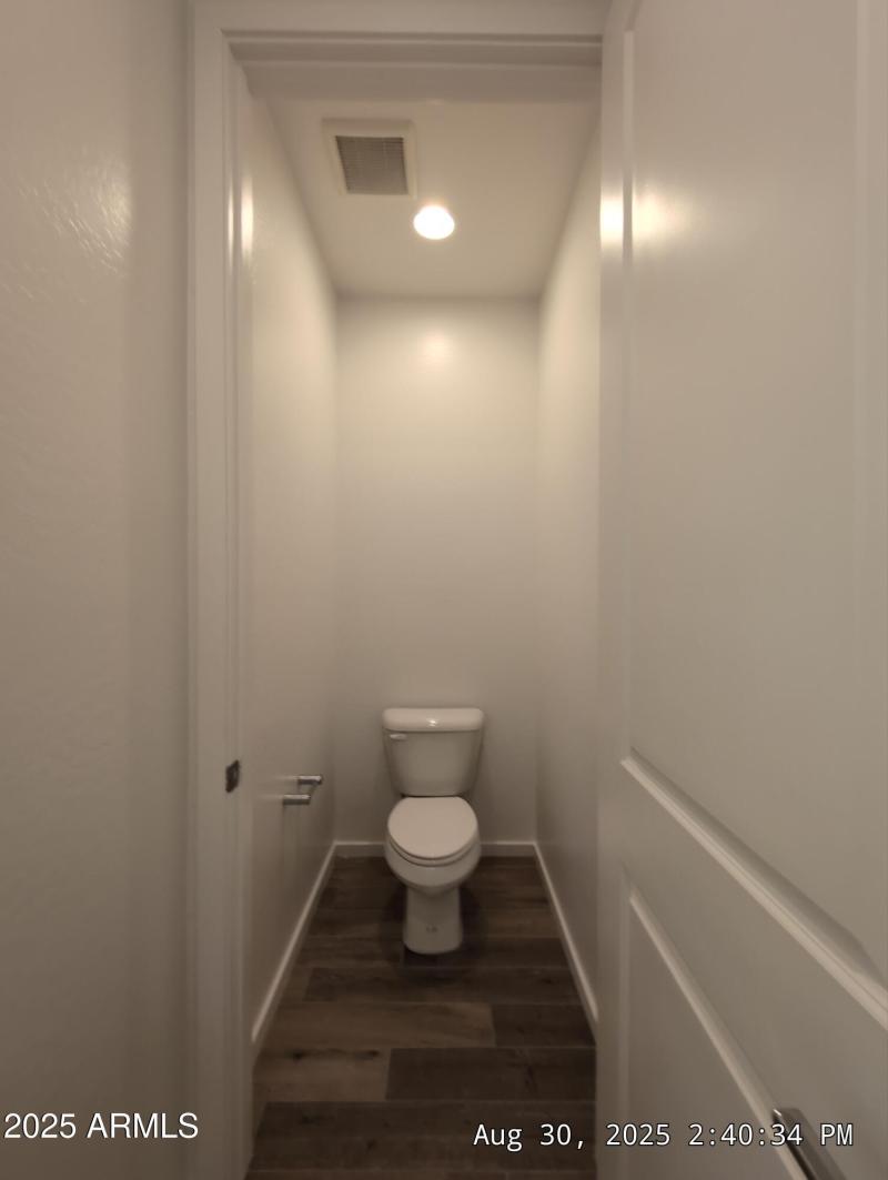 40-Aug 30 2025 04_40pm-9EdR