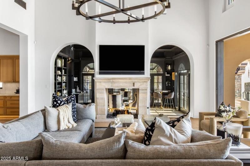 3-web-or-mls-D46A9116 copy