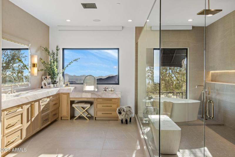 14-web-or-mls-D46A9182 copy