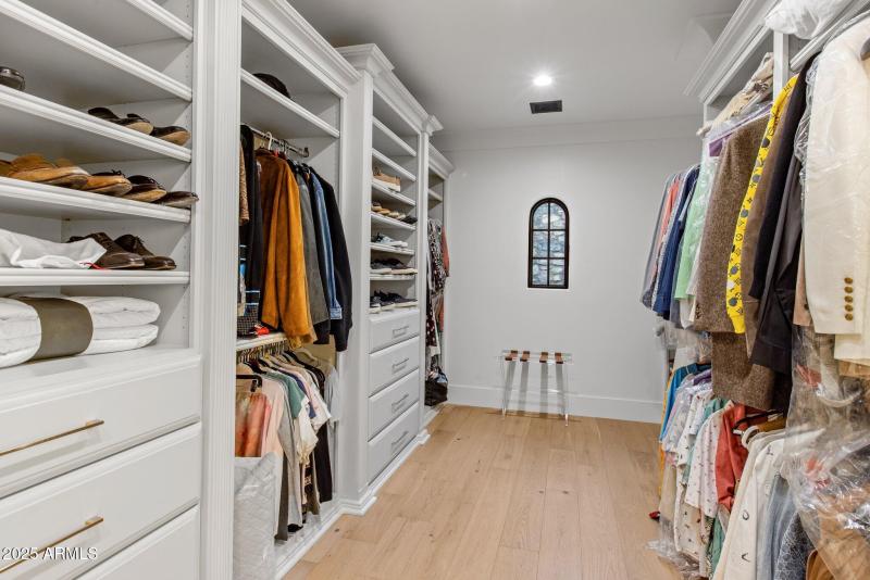 26-web-or-mls-D46A9260 copy