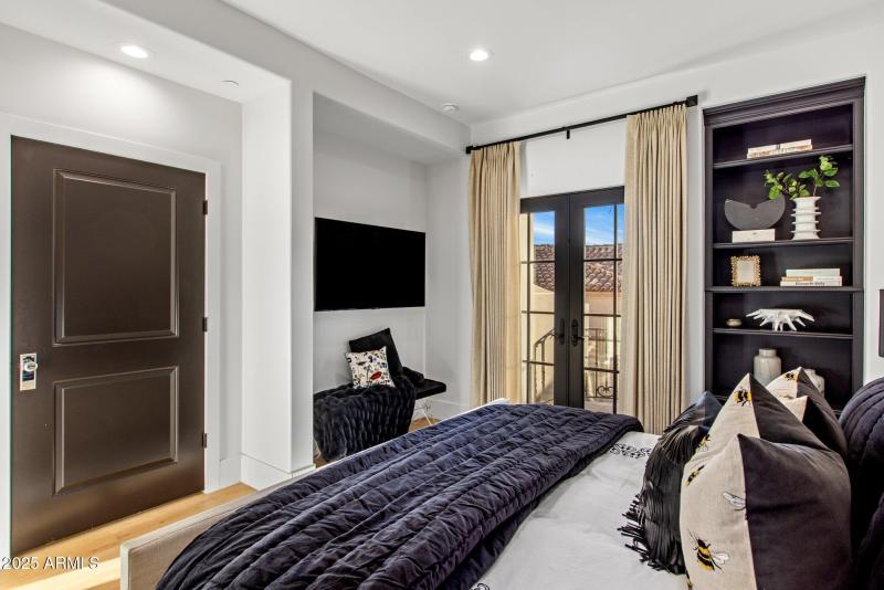 28-web-or-mls-D46A9268 copy