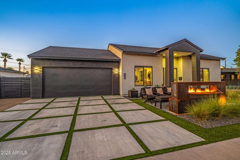 76-web-or-mls-Front Twilight-11