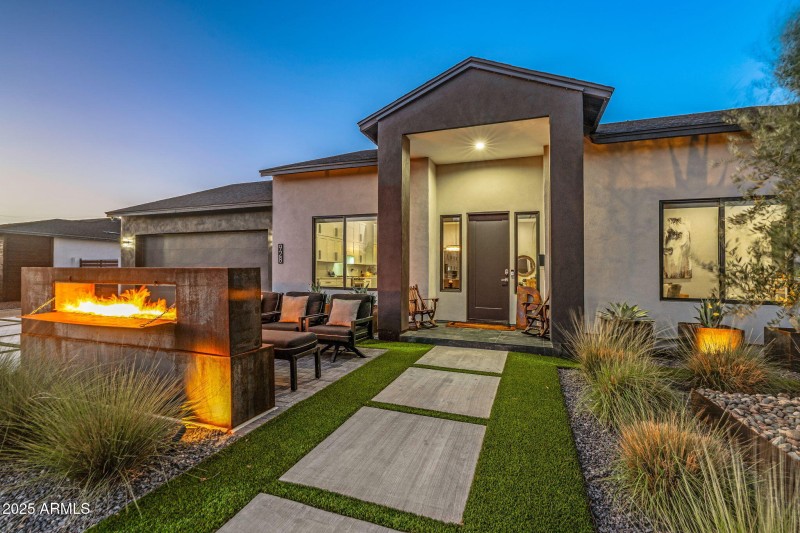 78-web-or-mls-Front Twilight-13