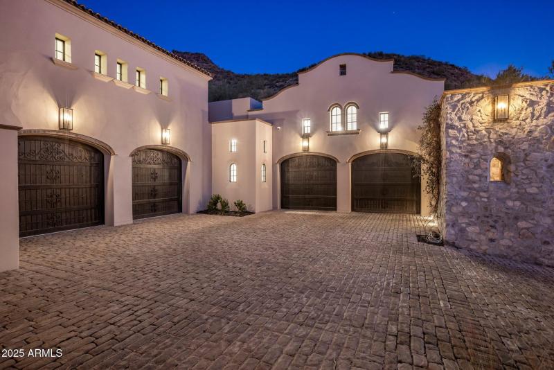 70-web-or-mls-D46A9559