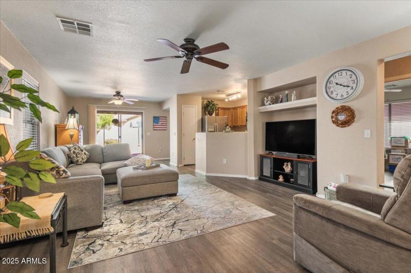07-Living Room