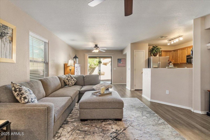 09-Living Room