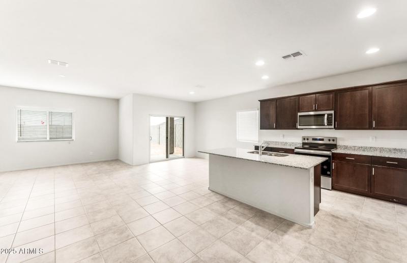 1.Gathering - Kitchen
