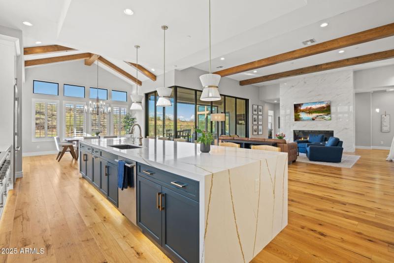 14-web-or-mls-13302-e-ranch-gate-rd