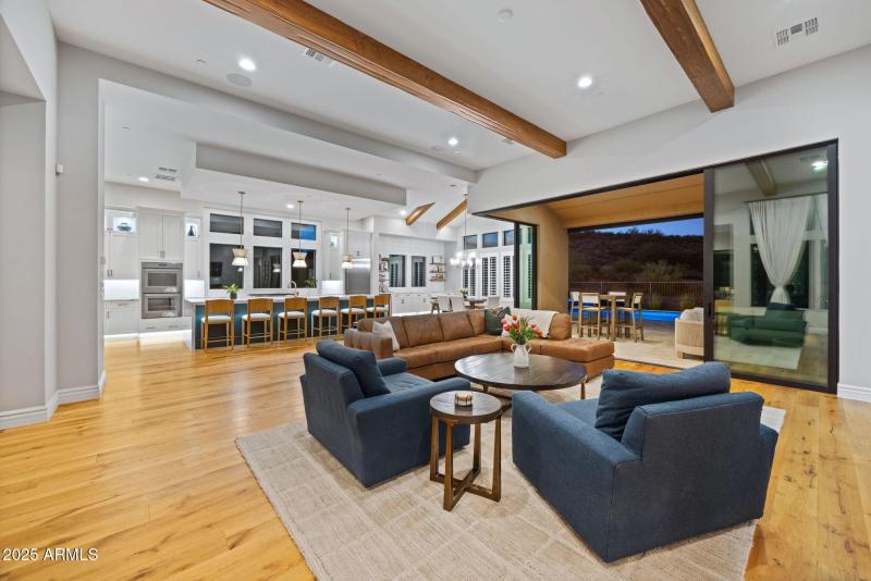 61-web-or-mls-13302-e-ranch-gate-rd