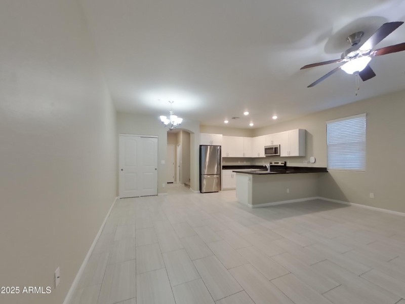 1_pc_HjzjiEIh1L_S2JtL3Hz11_layout_1