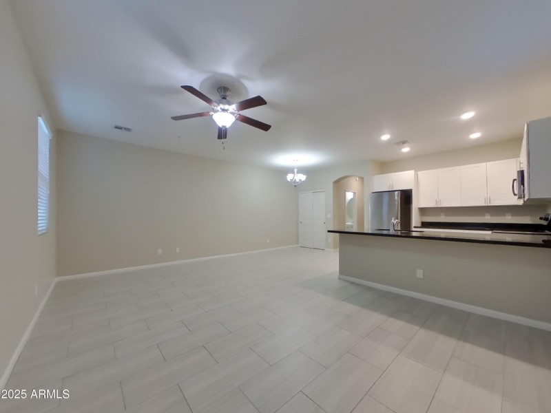 2_pc_HjzjiEIh1L_SFHmngA8iq_layout_0