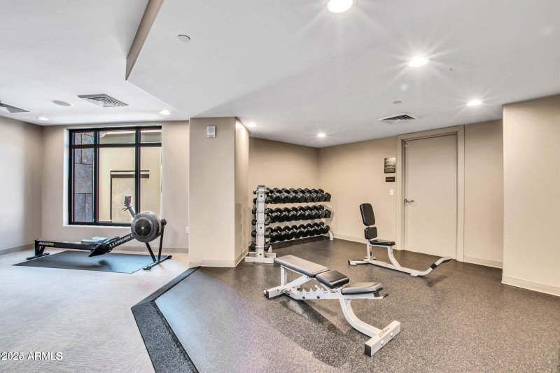 20250108052003797303000000-o