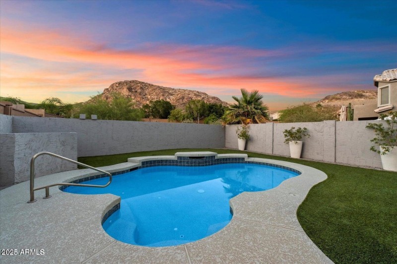 20250515195510993577000000-o