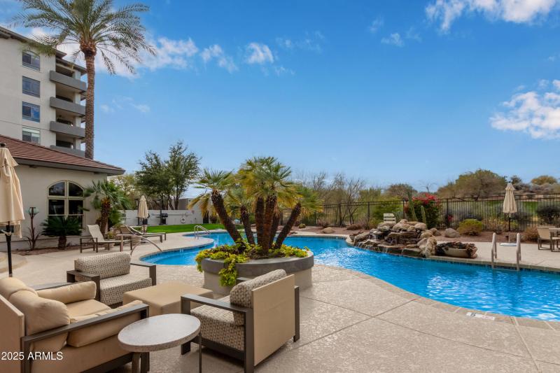 Landmark pool overlooking Westin golf co
