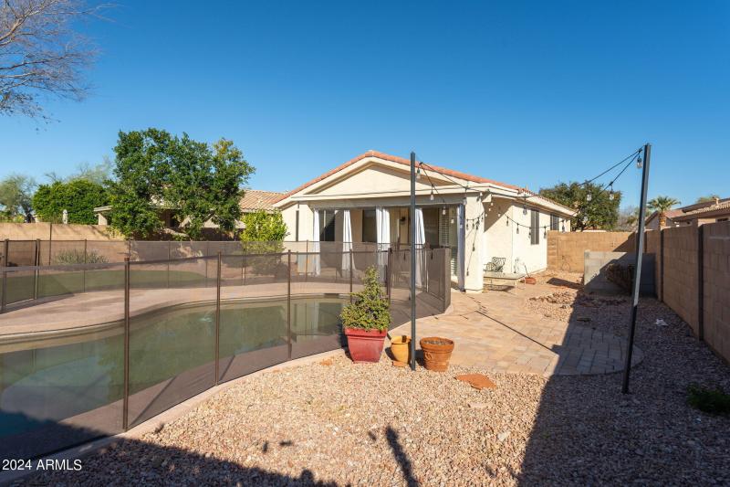 Back Yard Paver Area2