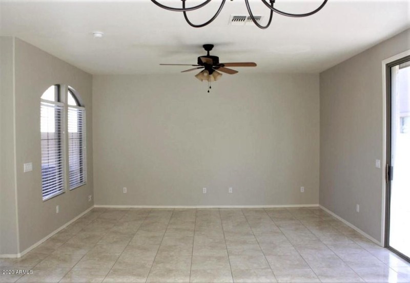 ISi3inu9q8hnmy0000000000