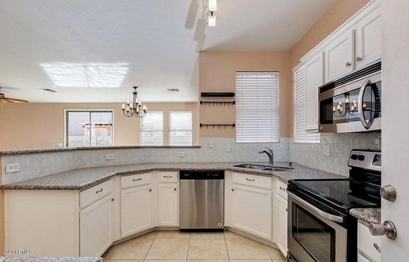 ISq9kzcgugpkmy0000000000