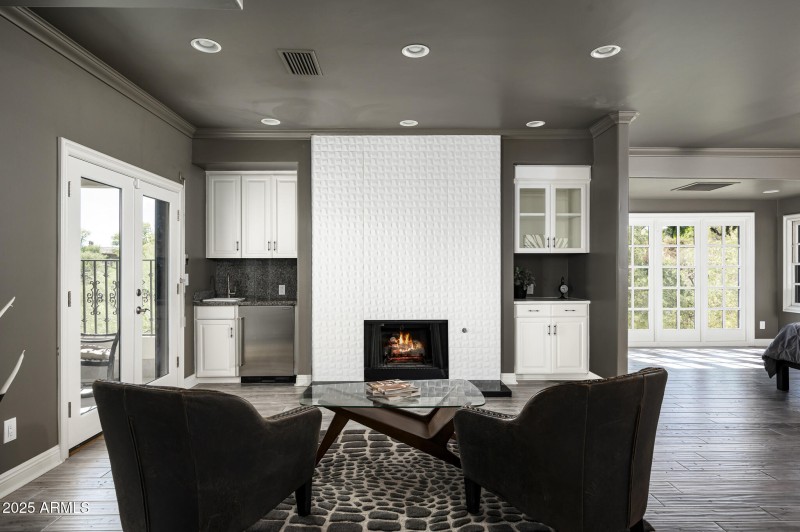 3977 E Paradise View Dr-38