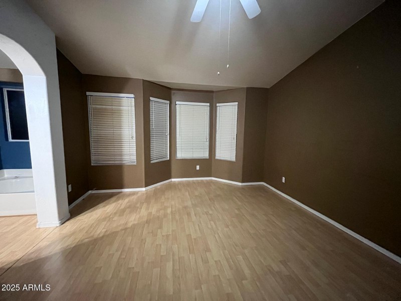 PHOTO-2025-09-06-07-49-20 4