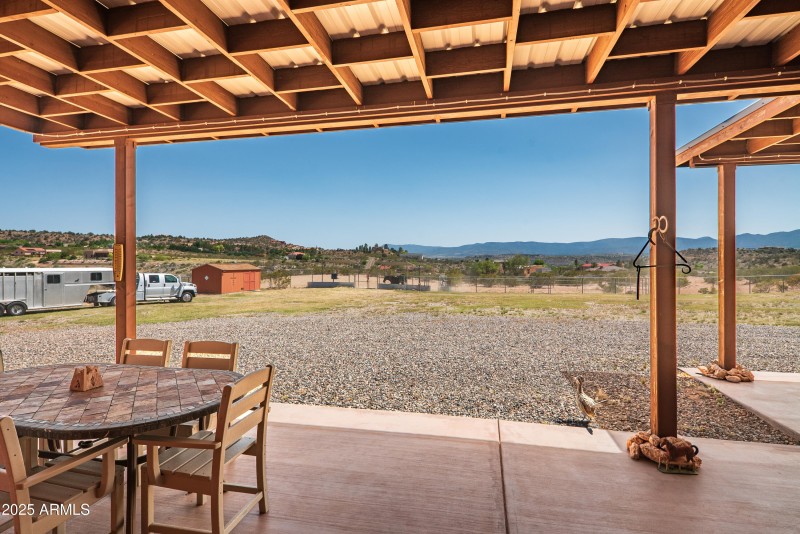 JL_7375SlidingStopLane-exteriors-08