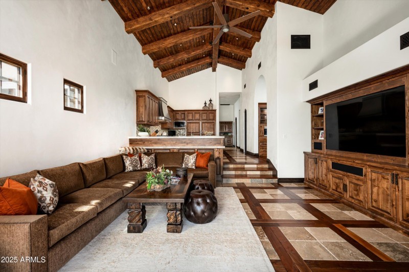 Family Room kitchen