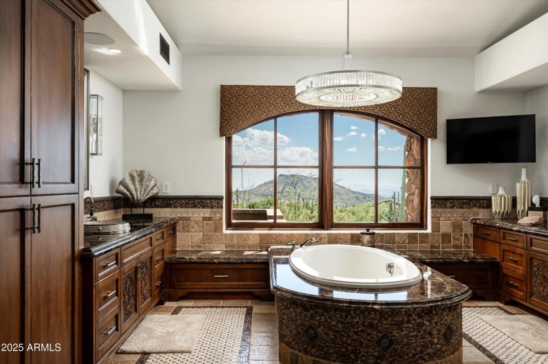 Owners Suite Bath Views