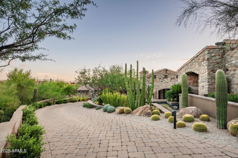 Private Tranquil Setting