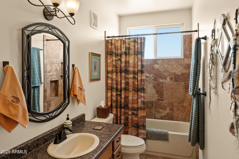 JL_7375SlidingStopLane-interiors-18