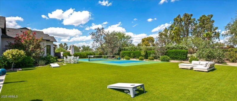 Back Yard Views