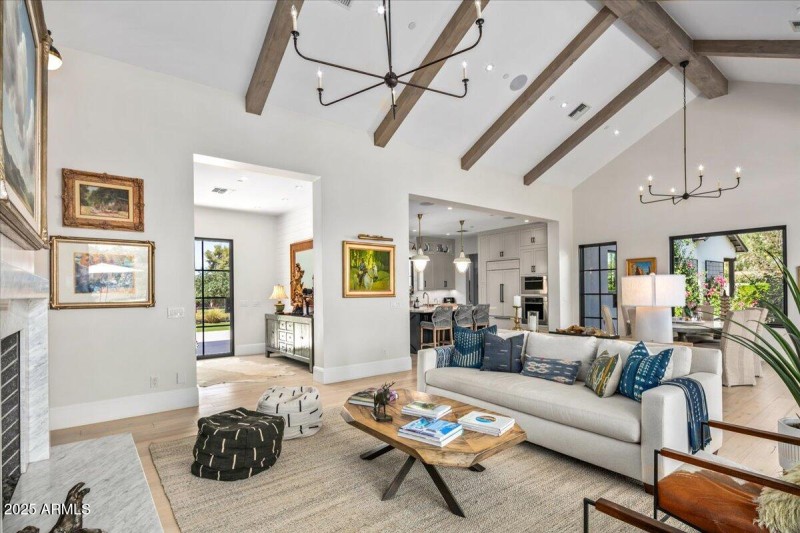 Living Room To Entry