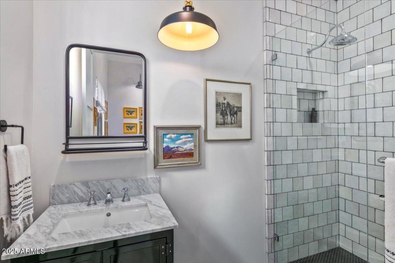 Ensuite 2 Bath