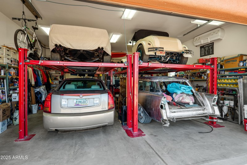 JL_7375SlidingStopLane-interiors-34