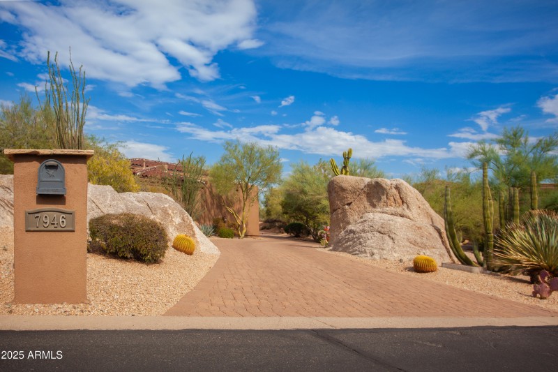 7946_E_SoaringEagle_012