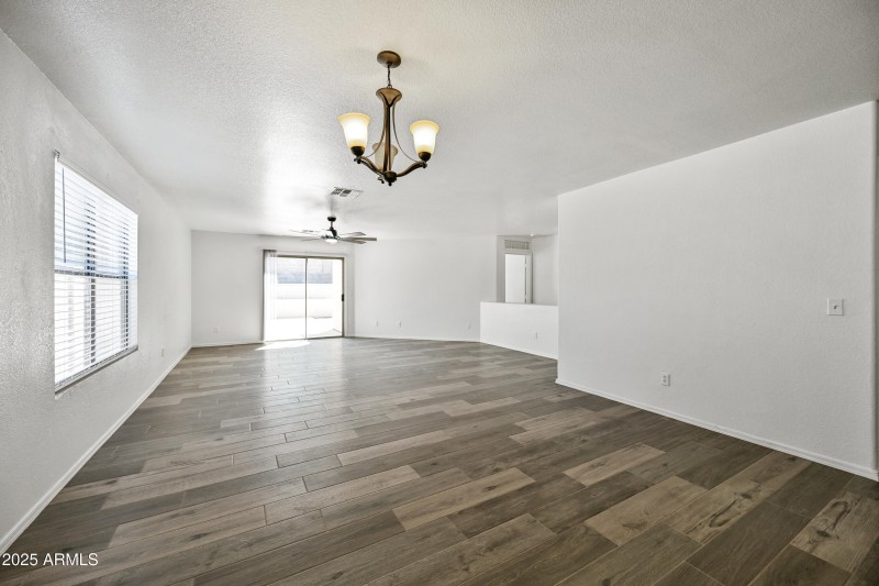 15-225EGS-ocupix-9-10