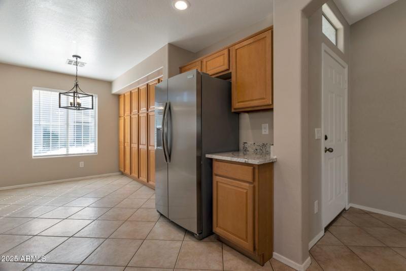 eat in kitchen